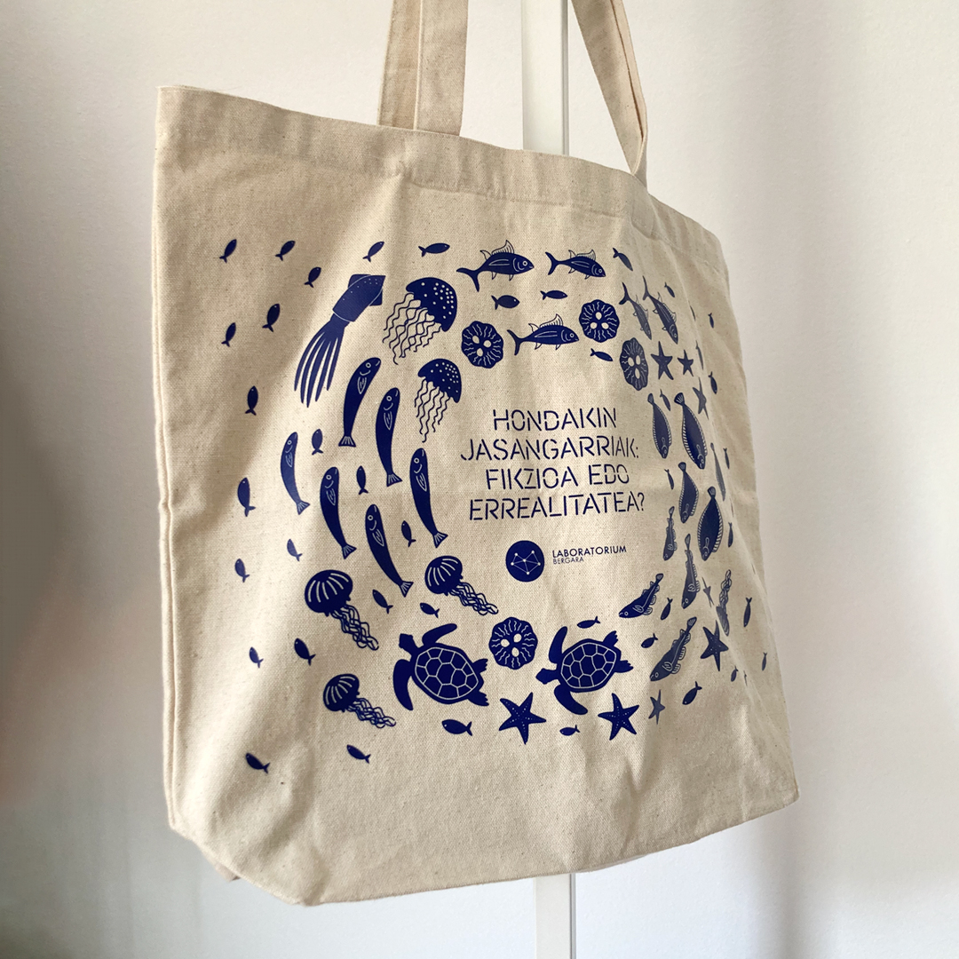 christine-eberhardt-exposition-circular-economy-totbag-merchandising-illustration